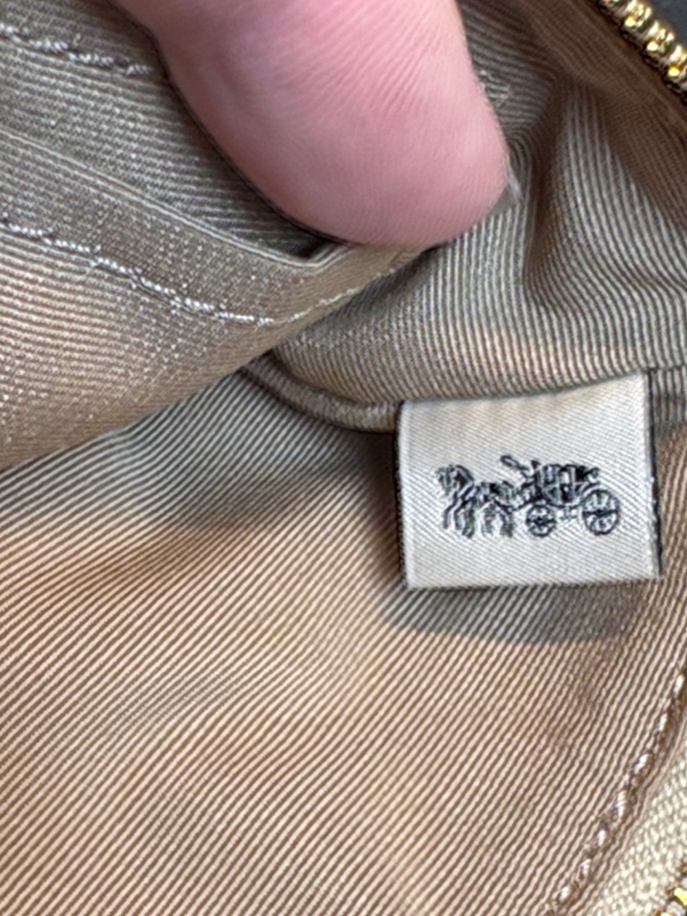 Coach Beige Floral Signature Wristlet with White Strap and Gold Logo - Picture 9 of 10